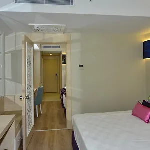 Family Room Land View